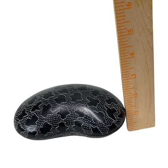Genuine ‎ Soapstone hand carved black & White Jewelry Trinket Box Vtg - Picture 5 of 6